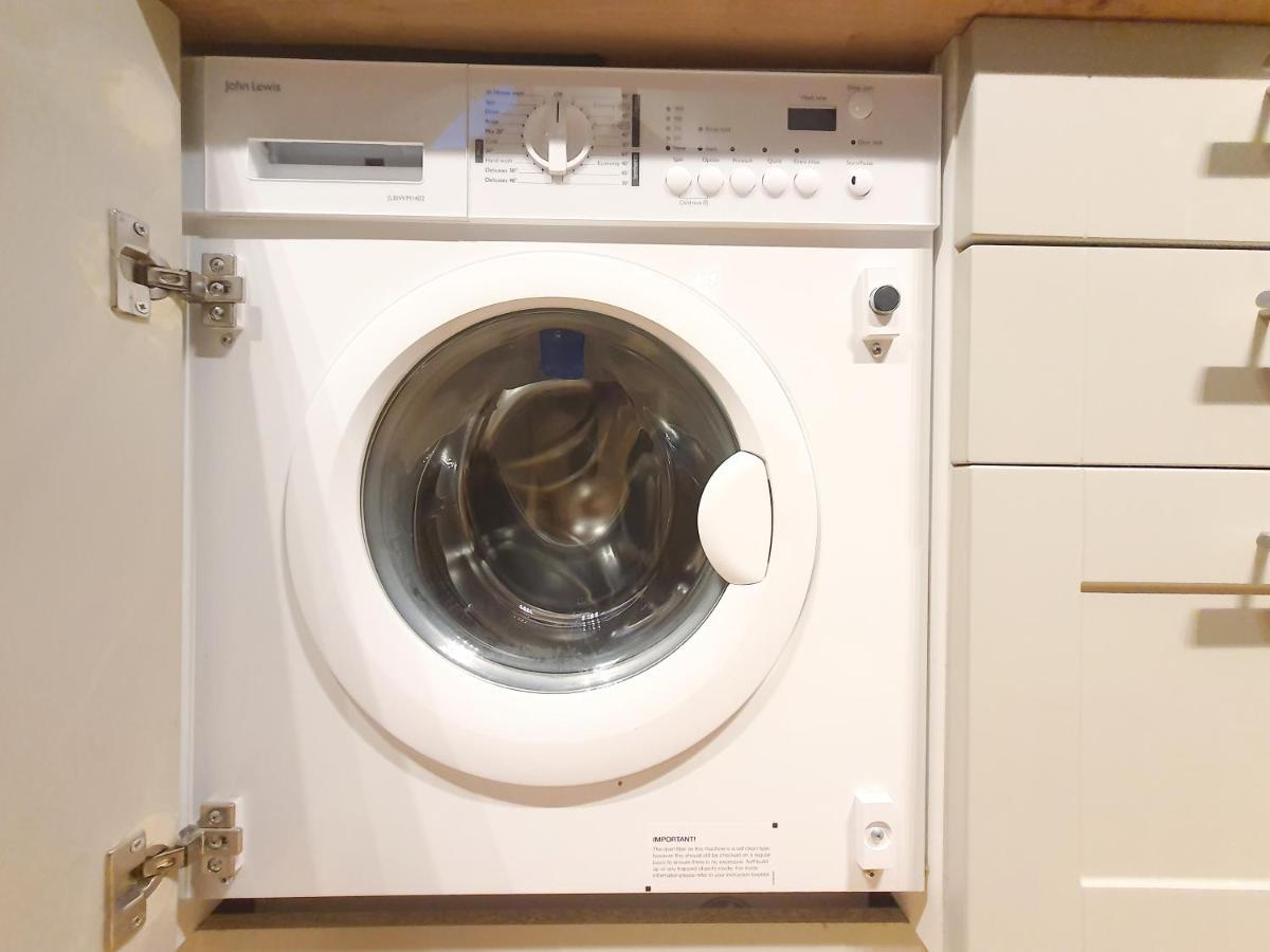 Edinburgh 2-Bedroom Cottage With Parking - Ground Floor 外观 照片