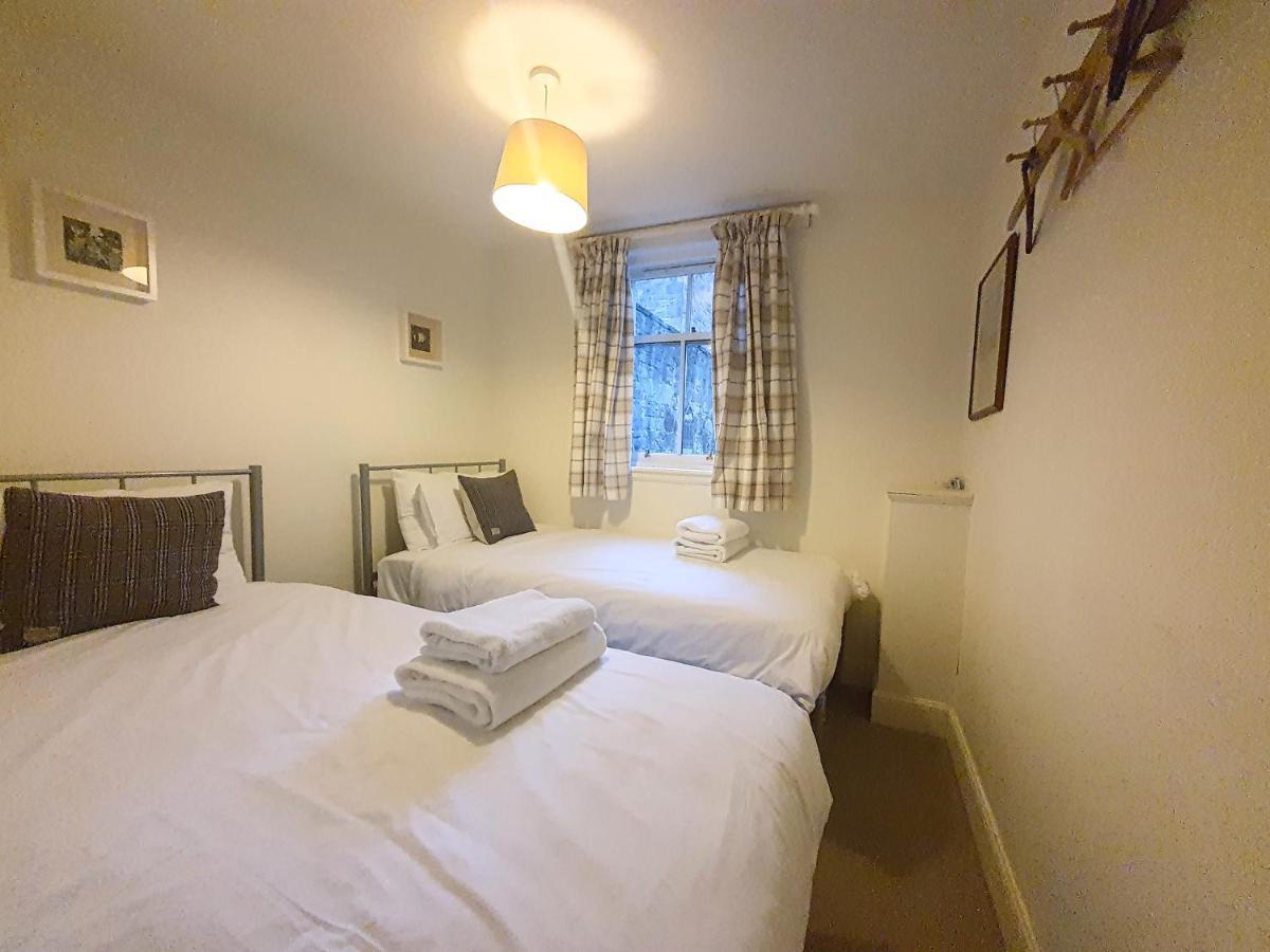 Edinburgh 2-Bedroom Cottage With Parking - Ground Floor 外观 照片