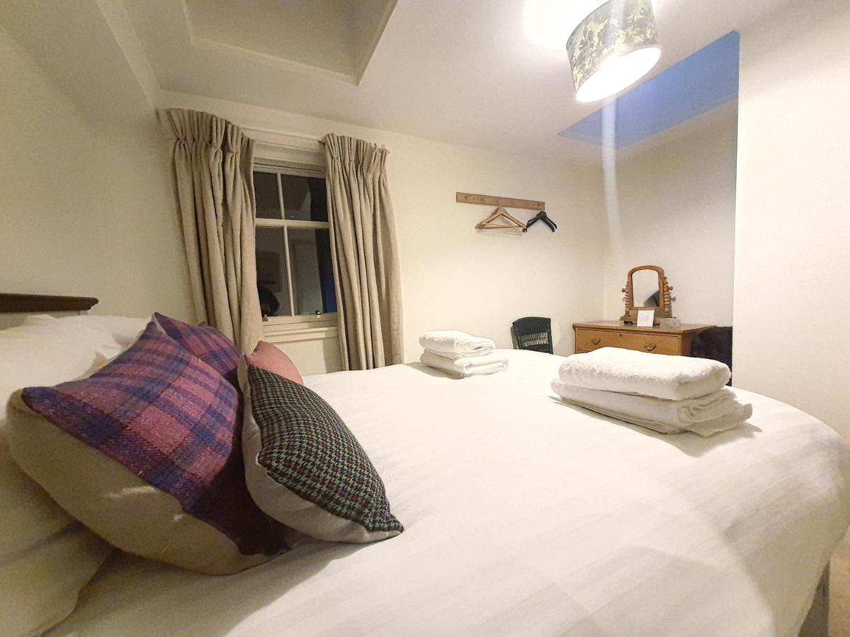 Edinburgh 2-Bedroom Cottage With Parking - Ground Floor 外观 照片