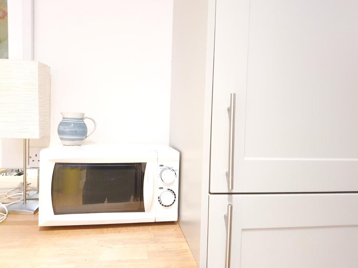 Edinburgh 2-Bedroom Cottage With Parking - Ground Floor 外观 照片